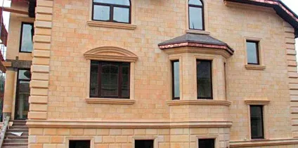 Фасад з піщанику, технології облицювання піщаником, технічні характеристики і експлуатаційні