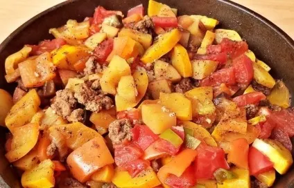 Фарш з овочами на сковороді, в духовці і мультиварці рецепти