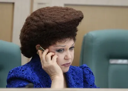 Еволюція зачіски сенатора Валентини петренко очима імідж-стиліста, rusbase (рада федерації) Еволюція зачіски сенатора Валентини петренко очима імідж-стиліста, rusbase