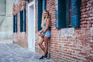 Фотосесія на вулиці в Москві - ціни на професійну фотозйомку на вулиці від агенції (фотосесія) Фотосесія на вулиці в Москві - ціни на професійну фотозйомку на вулиці від агенства