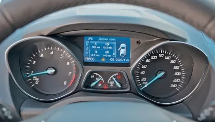 Ford kuga проти honda cr-v та toyota rav4 (kuga) Ford kuga проти honda cr-v та toyota rav4