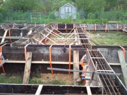 Фундамент для цегляного будинку своїми руками, будівельний портал (цегляного) Фундамент для цегляного будинку своїми руками, будівельний портал