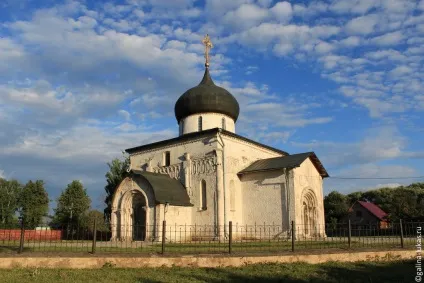 Георгіївський собор в Юр'єв-Польському (георгіївський) Георгіївський собор в Юр'єв-Польському