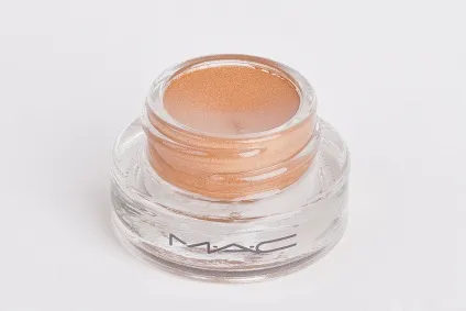 Гелева підводка для очей відгуки і Свотч, beauty insider (mac) Гелева підводка для очей відгуки і Свотч, beauty insider