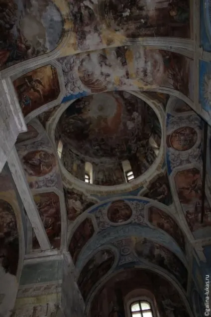 Георгіївський собор в Юр'єв-Польському (георгіївський) Георгіївський собор в Юр'єв-Польському