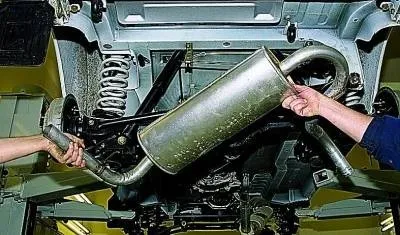 Глушник ВАЗ 2106 функції, зняття і заміна (глушник) Глушник ВАЗ 2106 функції, зняття і заміна