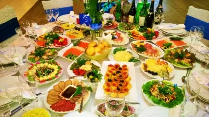 Гранатова весілля - скільки років і що дарувати (весілля) Гранатова весілля - скільки років і що дарувати