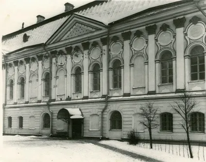 Інститут шляхетних дівчат ось як виховували пристойних дружин (Інституту шляхетних дівчат) Інститут шляхетних дівчат ось як виховували пристойних дружин