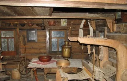 З історії російської хати, український дім
