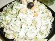 Як готувати салат з консервованих морепродуктів (морепродуктів) Як готувати салат з консервованих морепродуктів