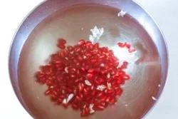Як відкрити і почистити гранат, vegelicacy - вегетаріанські рецепти (vegelicacy) Як відкрити і почистити гранат, vegelicacy - вегетаріанські рецепти