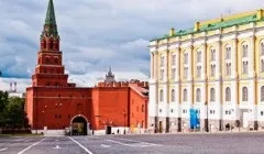 Як спочатку називалася яхта капітана Врунгеля