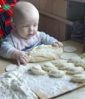 Як привчити дитину допомагати по дому - mylittles - мій маленький (як навчити дітей допомагати) Як привчити дитину допомагати по дому - mylittles - мій маленький