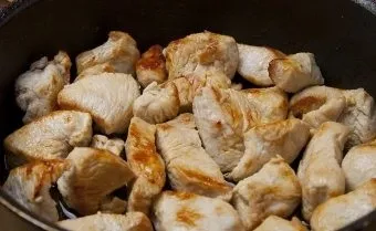 Як приготувати філе індички на сковороді з овочами, різними соусами і інші рецепти