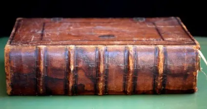 Як продати старовинні книги