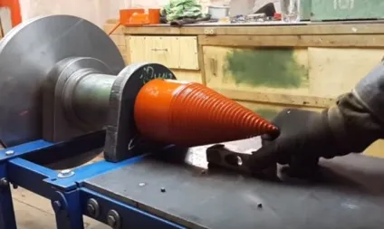 Як зробити конусний дровокол своїми руками з кресленнями і відео (дровокол) Як зробити конусний дровокол своїми руками з кресленнями і відео