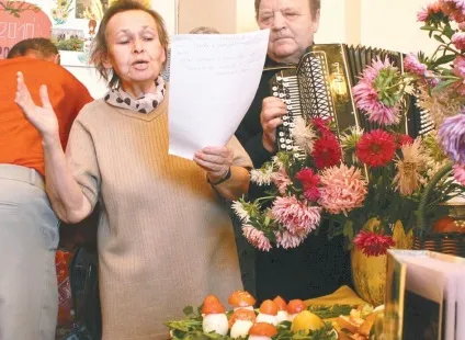 Як синьйор помідор зібрав друзів