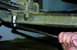 Як зняти розібрати і зібрати передню ресору автомобіля газель (зняти) Як зняти розібрати і зібрати передню ресору автомобіля газель