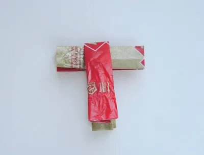Як сплести браслет з фантиків - ярмарок майстрів - ручна робота, handmade (плетіння з паперу) Як сплести браслет з фантиків - ярмарок майстрів - ручна робота, handmade