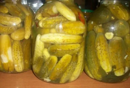 Як солити огірки