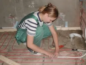 Як виконати настил плитки на влаштований електричний тепла підлога