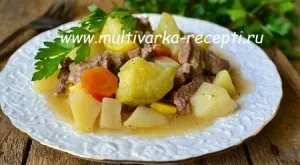 Картопля з кабачками в мультиварці