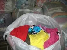 Що таке second hand і одяг stock