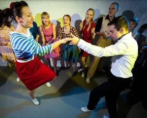 Що таке танець бугі, все про спортивних танцях (sofitdance.ru) Що таке танець бугі, все про спортивних танцях