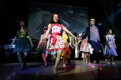 Що таке танець бугі, все про спортивних танцях (sofitdance.ru) Що таке танець бугі, все про спортивних танцях