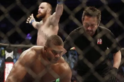 Що чекає Алістар Оверіма після поразки в ufc fight night 26 карате кіокушинкай в світі єдиноборств