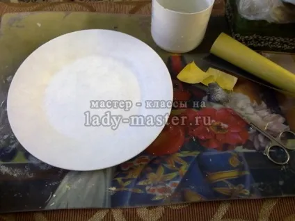 Декупаж тарілки в стилі Шеббі - шик, майстер - клас з фото, покроково (декупаж) Декупаж тарілки в стилі Шеббі - шик, майстер - клас з фото, покроково