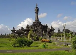 Денпасар, бали