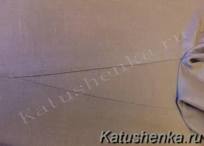 Дірка на брюках