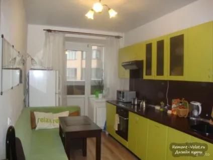 Дизайн кухні з диваном