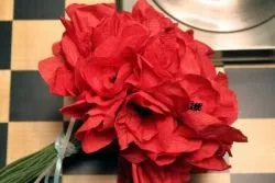 Маки з гофрованого паперу