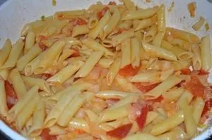 Макаронна запіканка з помідором і сиром (рецепти з фото) Макаронна запіканка з помідором і сиром