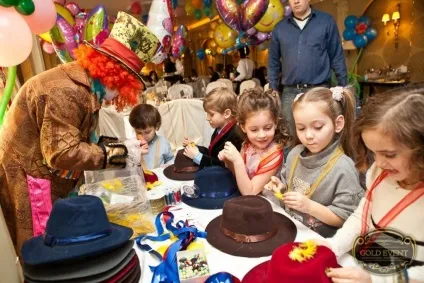 Маленькі діти на весіллі привітання від дитини, як організувати дитячий стіл