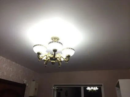 Люстра для натяжної стелі, як вибрати (натяжної) Люстра для натяжної стелі, як вибрати