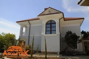 Для чого потрібні фасадні карнизи (чого) Для чого потрібні фасадні карнизи