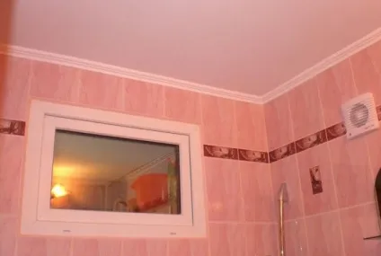 Для чого в «хрущовках» робили віконце між кухнею і ванною
