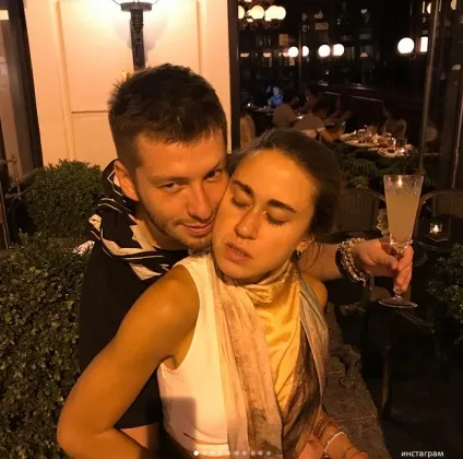 Дочка любови Успенської знайшла нового коханого в Пітері (коханого) Дочка любови Успенської знайшла нового коханого в Пітері