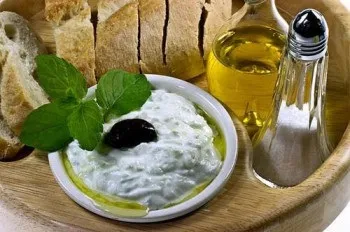 Дзадзікі (цацики) класичний рецепт і історія страви (дзадзики) Дзадзікі (цацики) класичний рецепт і історія страви