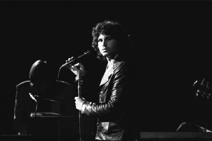 Джим Моррісон - біографія, the doors, музична кар'єра, причина смерті (останні новини України) Джим Моррісон - біографія, the doors, музична кар'єра, причина смерті