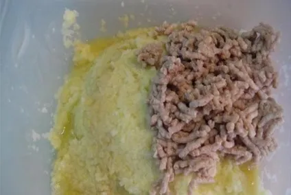 Деруни з м'ясом покроковий рецепт з фото, поради гурманів (покроковий) Деруни з м'ясом покроковий рецепт з фото, поради гурманів