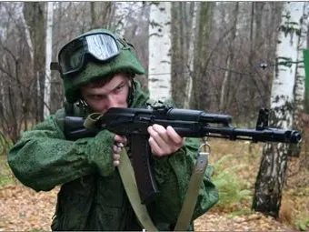 Екіпірування солдата важче або мобільніше (важче) Екіпірування солдата важче або мобільніше