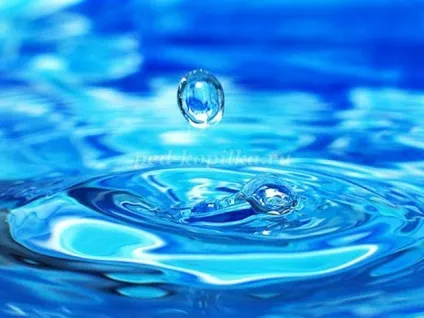 Експерименти з водою в середній групі до (водою) Експерименти з водою в середній групі до