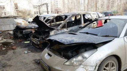 Файермен, колектори, страховики або автодилери хто підпалює авто в Запоріжжі (очевидці пожежі на латвійській) Файермен, колектори, страховики або автодилери хто підпалює авто в Запоріжжі