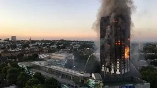 Фото страхітливий пожежа в лондоні - bbc російська служба (Правовласник ілюстрації Getty) Фото страхітливий пожежа в лондоні - bbc російська служба