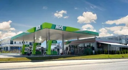 Газпром і mol group кого беруть в нафтовики (group) Газпром і mol group кого беруть в нафтовики