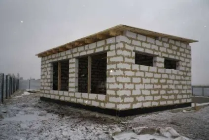 Гараж з газобетону особливості будівництва, проекти (гараж з газобетону будівництво фундамент проекти будинків) Гараж з газобетону особливості будівництва, проекти
